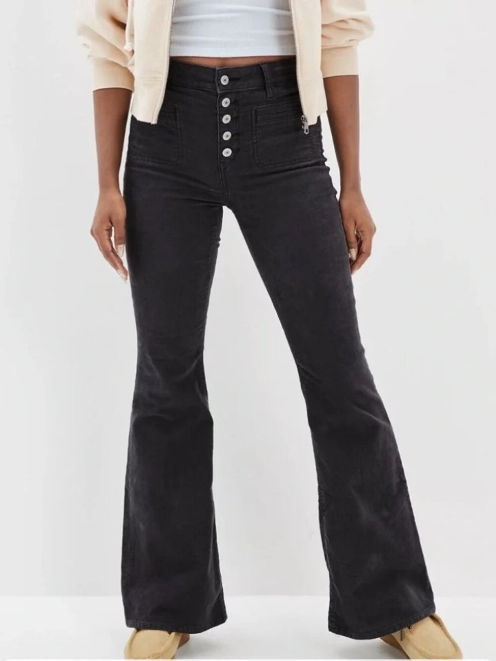 American Eagle Super High Waisted Flare Corduroy Gray Button Pants Size 8 Short